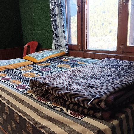 Roop Mountain Homestay Manali  Bagian luar foto