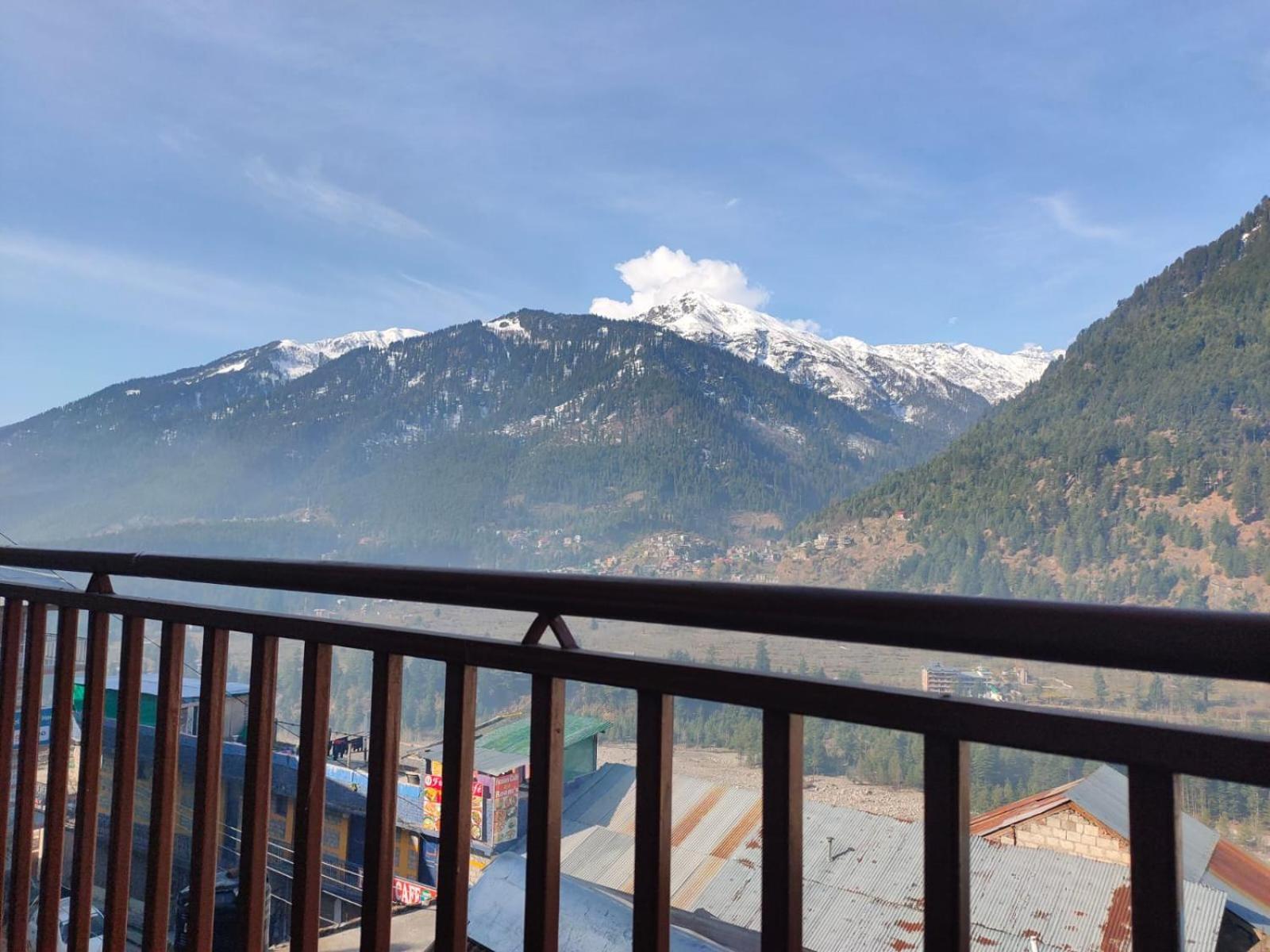 Roop Mountain Homestay Manali  Bagian luar foto